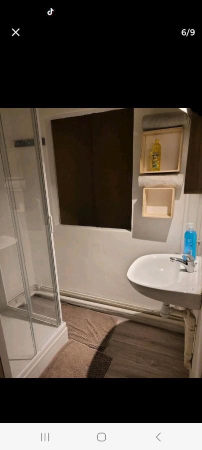 Apartamento Petit Coin Provencal Elegant Et Central Aix-en-Provence Exterior foto